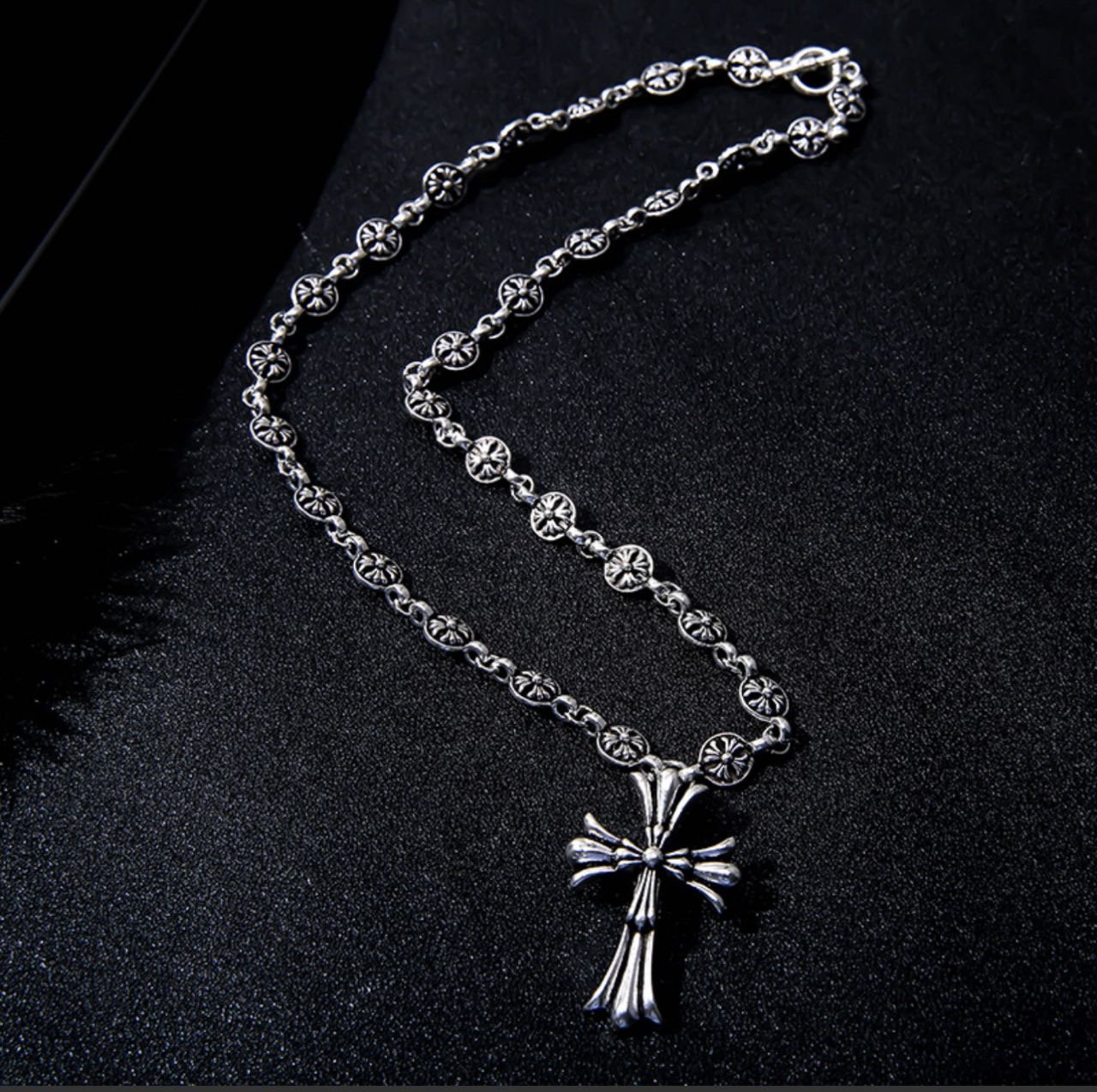 Chrome hearts chain 1